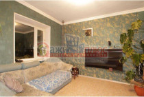 Продается 4 комн. квартира в 8-й микрорайон